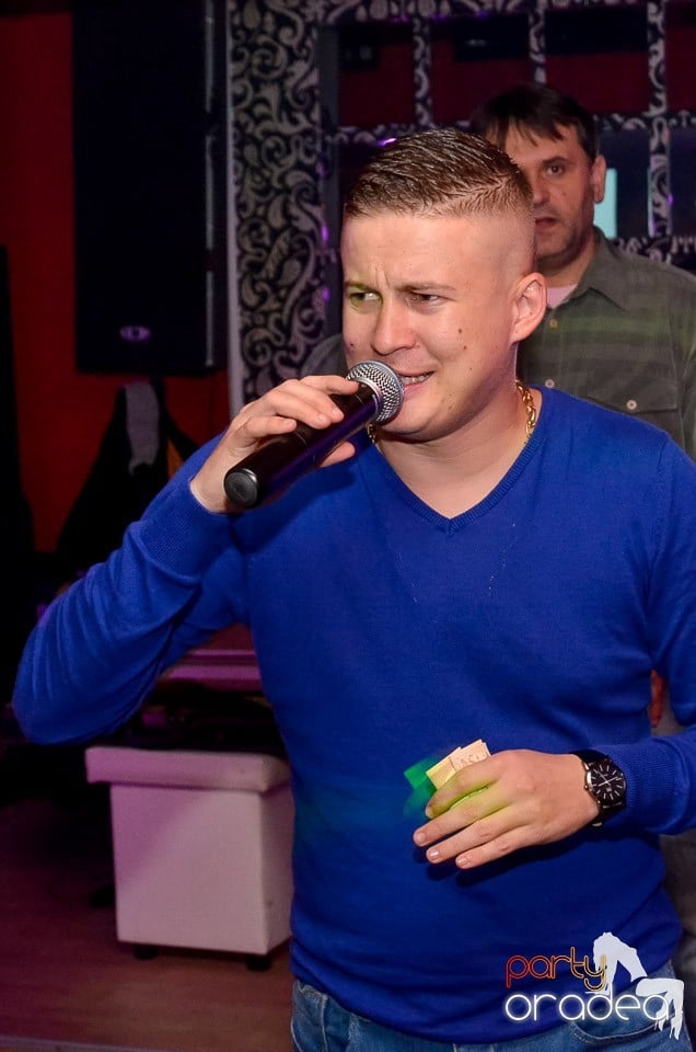 Petrecere cu Blaga în Club Life,