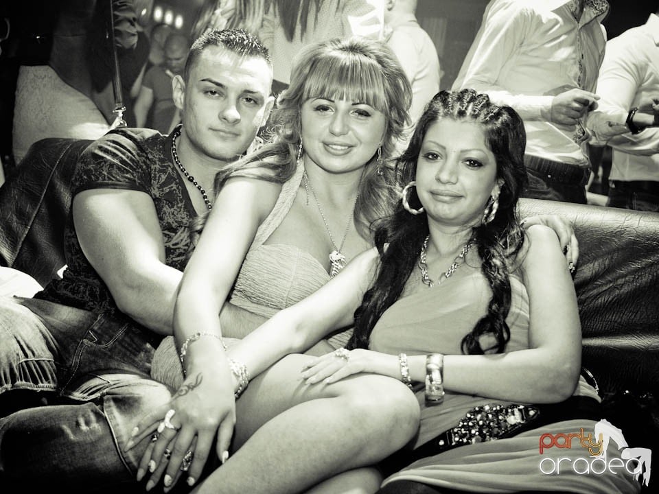 Petrecere cu Blaga în Club Life,