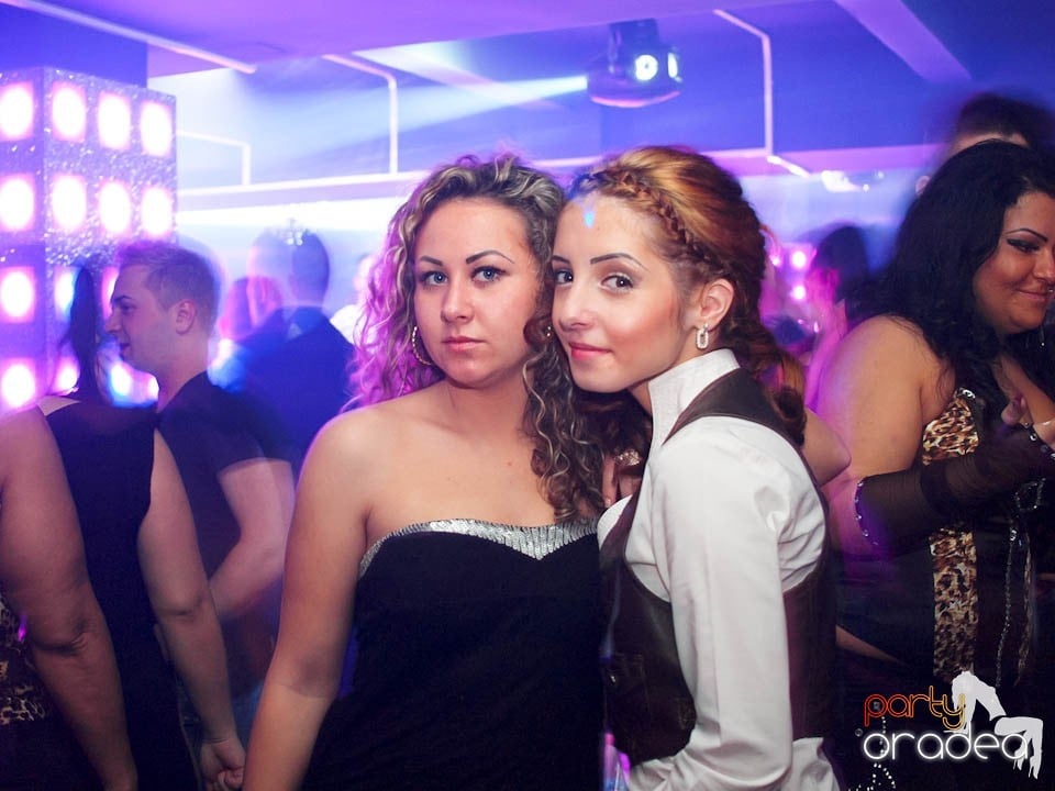 Petrecere cu Blaga în Club Life,
