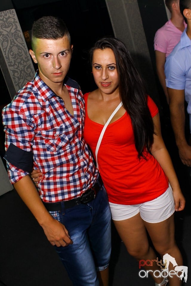 Petrecere cu Blaga în Life Club, 