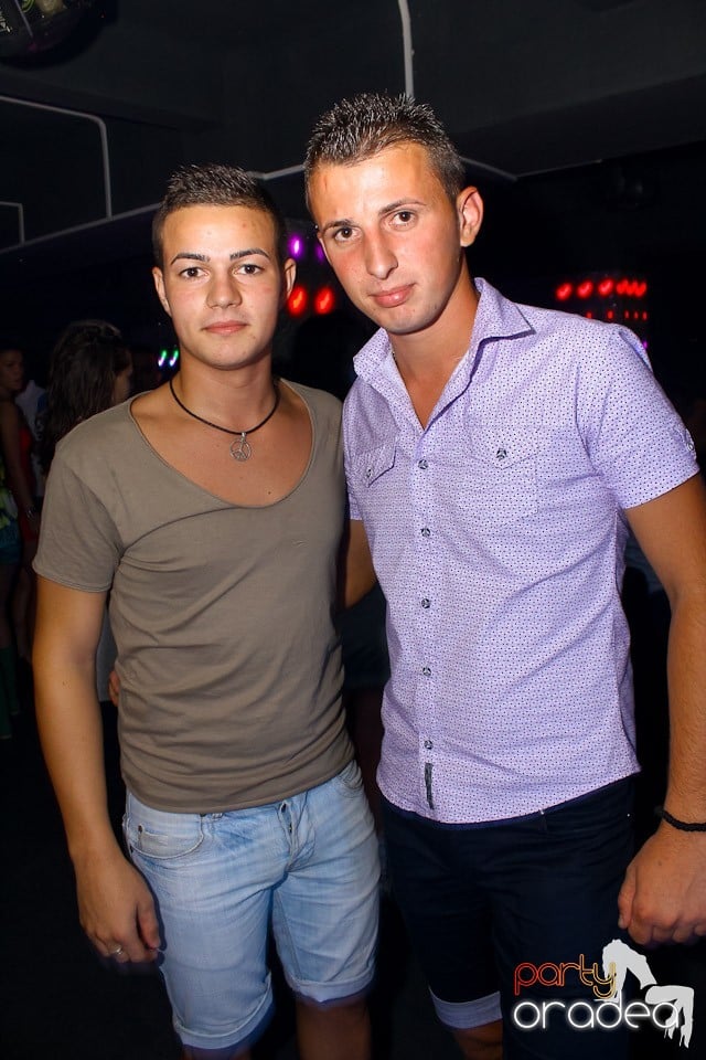 Petrecere cu Blaga în Life Club, 