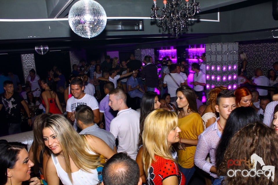 Petrecere cu Blaga în Life Club, 