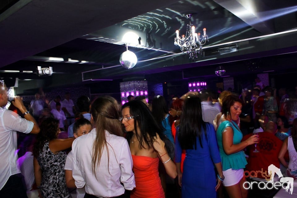 Petrecere cu Blaga în Life Club, 