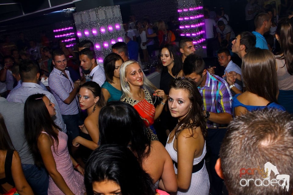 Petrecere cu Blaga în Life Club, 