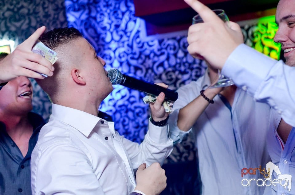 Petrecere cu Blaga în Life,