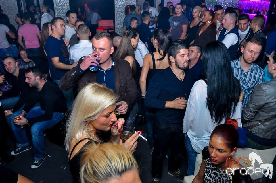 Petrecere cu Blaga şi Liviu Guţă în Life,