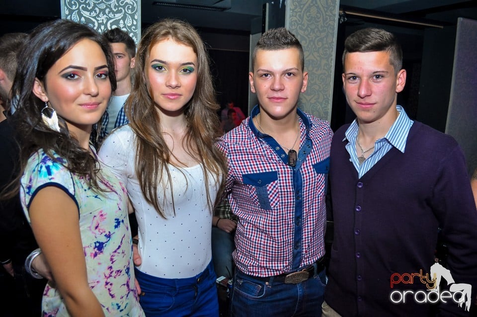 Petrecere cu Blaga şi Liviu Guţă în Life,