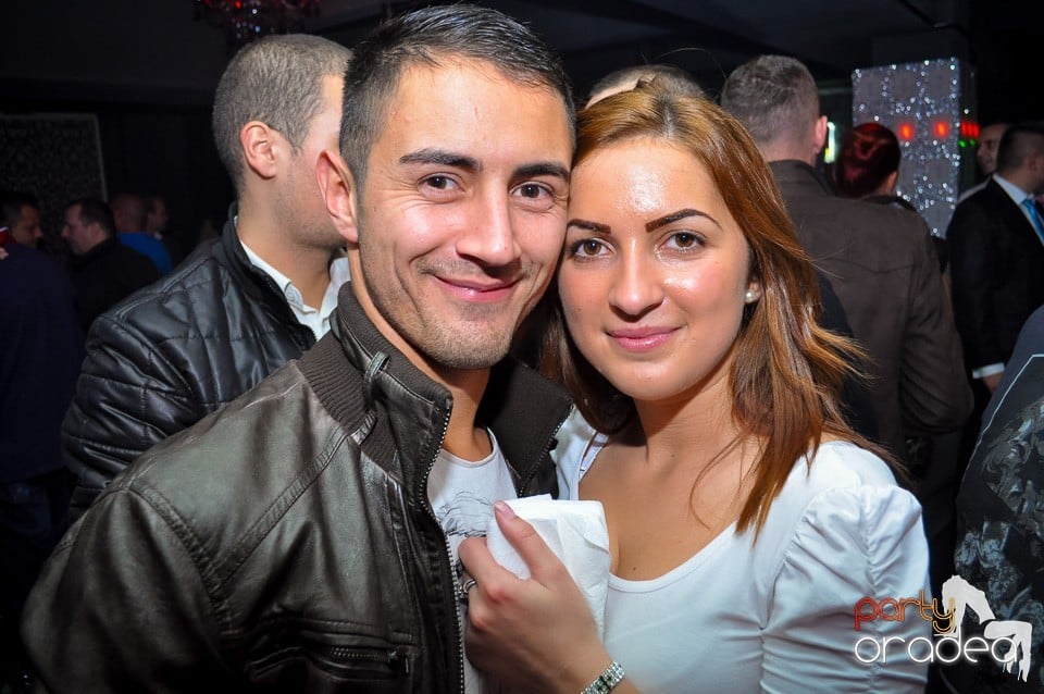 Petrecere cu Blaga şi Liviu Guţă în Life,
