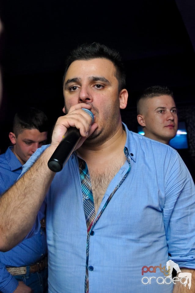 Petrecere cu Blaga şi Liviu Guţă în Life,