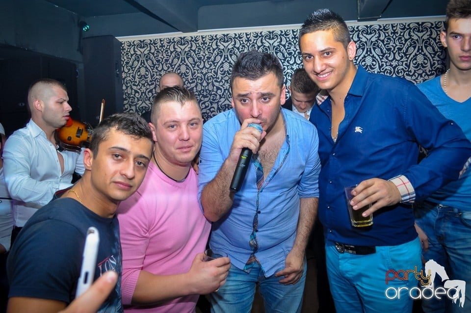 Petrecere cu Blaga şi Liviu Guţă în Life,