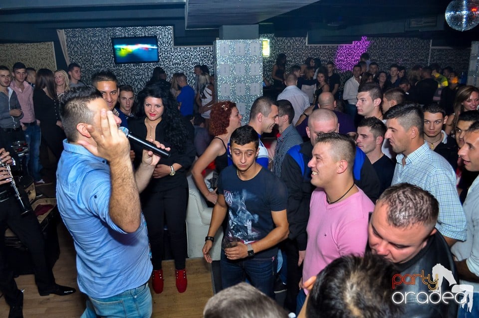 Petrecere cu Blaga şi Liviu Guţă în Life,