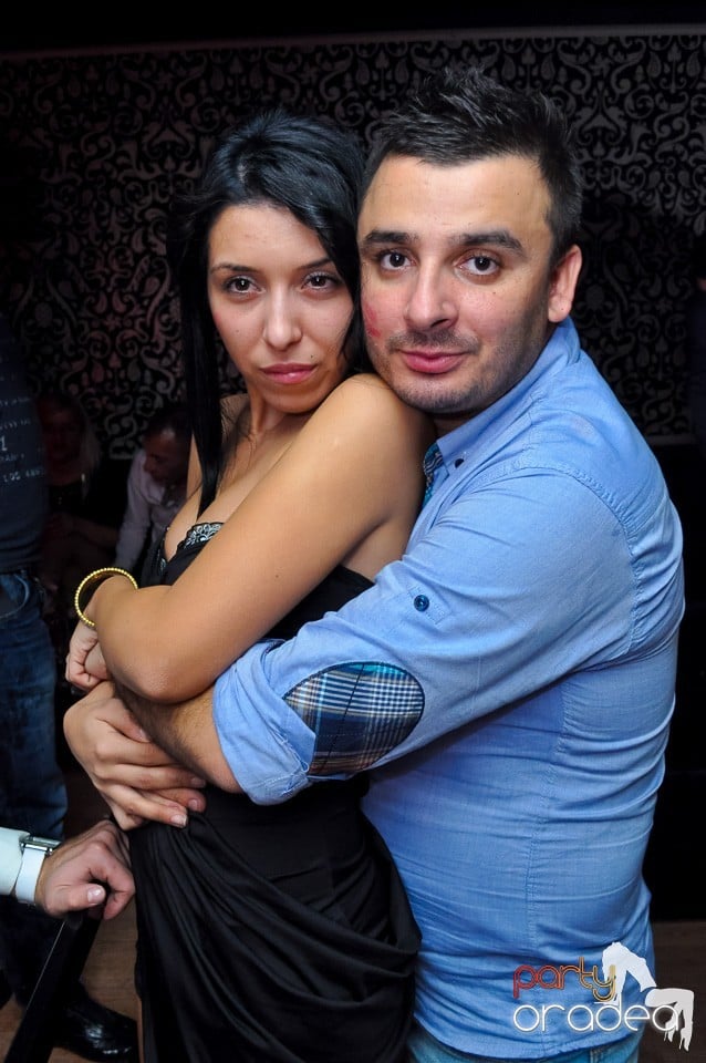 Petrecere cu Blaga şi Liviu Guţă în Life,