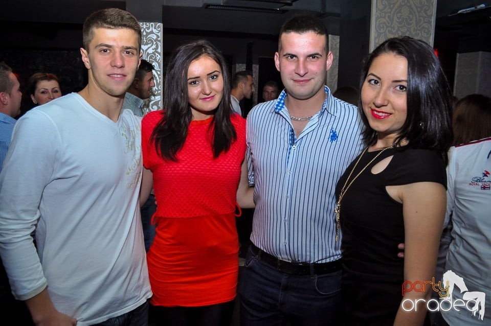 Petrecere cu Blaga şi Liviu Guţă în Life,