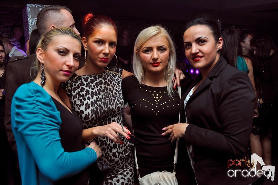 Petrecere cu Blaga şi Liviu Guţă în Life,