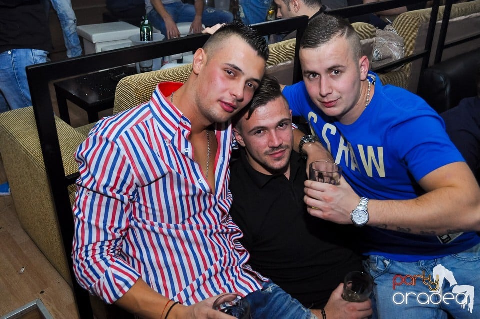 Petrecere cu Blaga şi Liviu Guţă în Life,