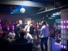 Petrecere cu muzică live în Club Life