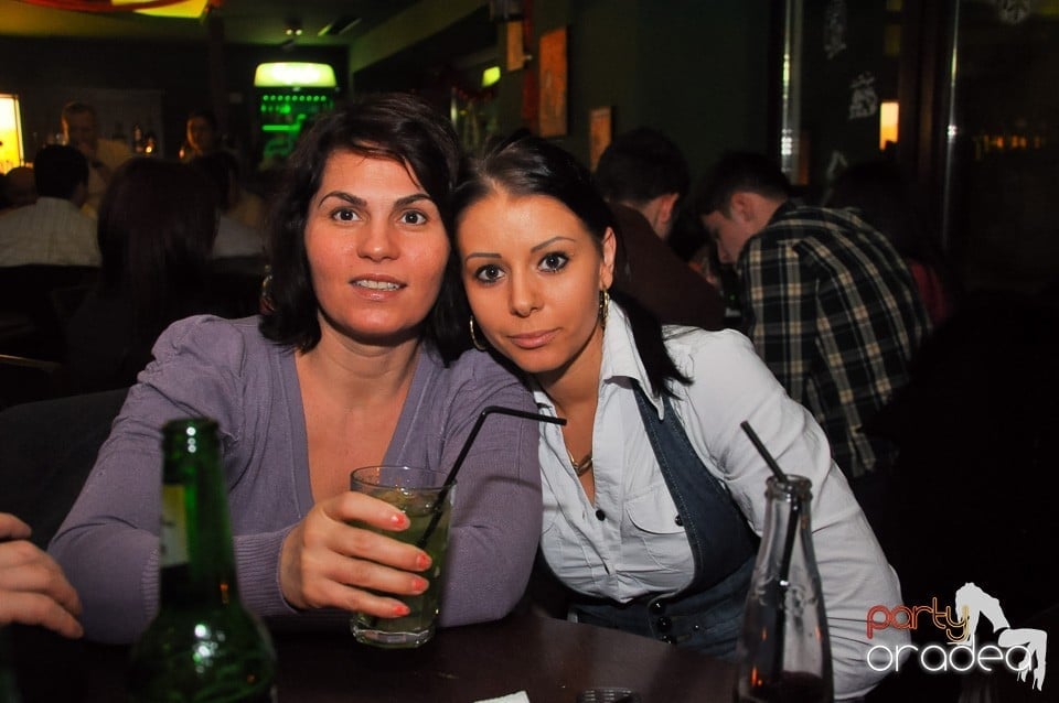 Petrecere cu Trupa West în Green Pub, Green Pub