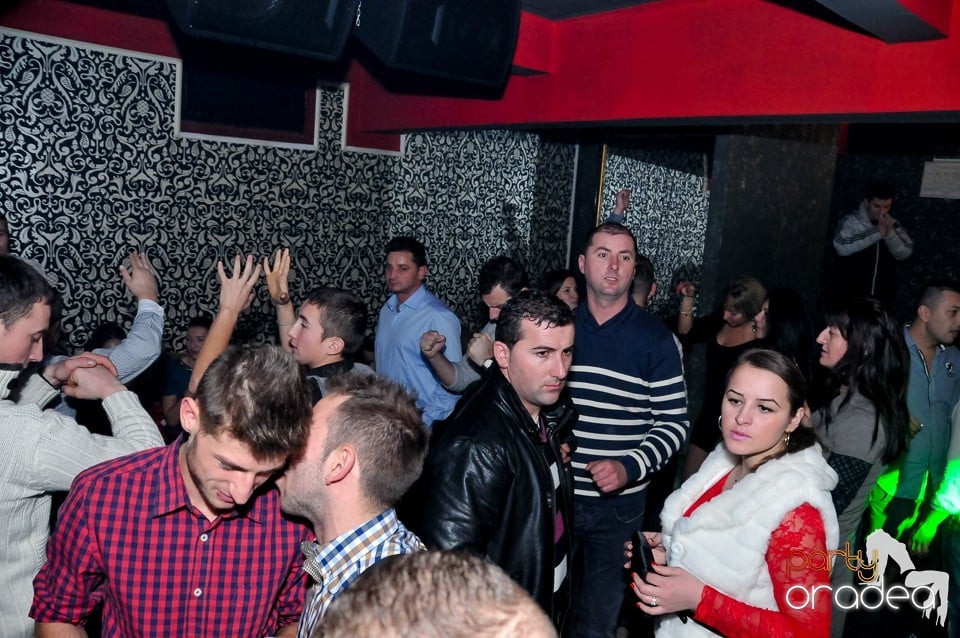 Petrecere de Crăciun în Club Life, 