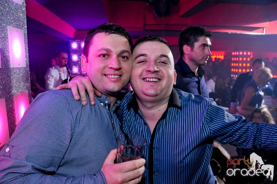 Petrecere de Crăciun în Club Life, 