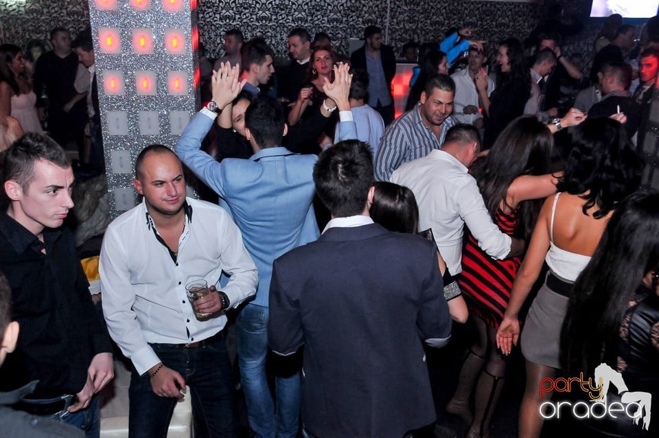 Petrecere de Crăciun în Club Life, 