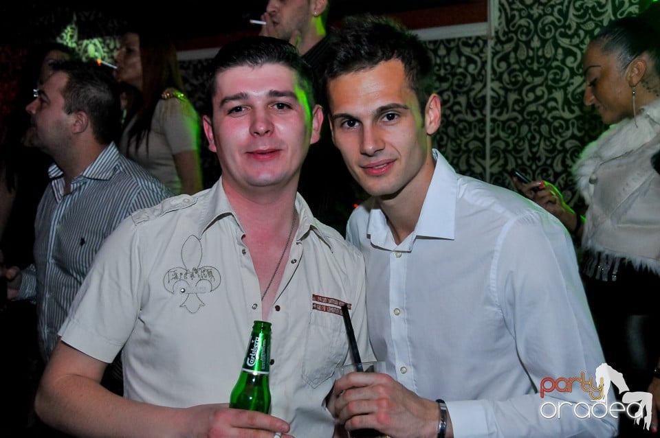 Petrecere de Crăciun în Club Life, 