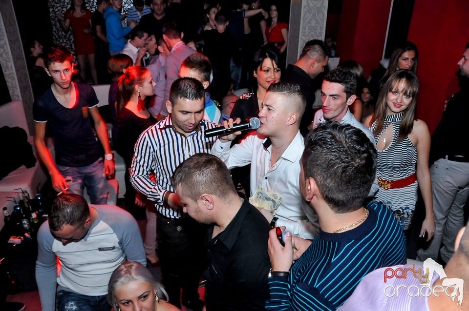 Petrecere de Crăciun în Club Life, 