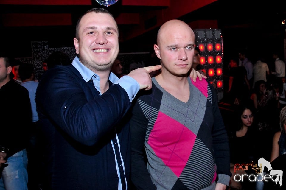 Petrecere de Crăciun în Club Life, 