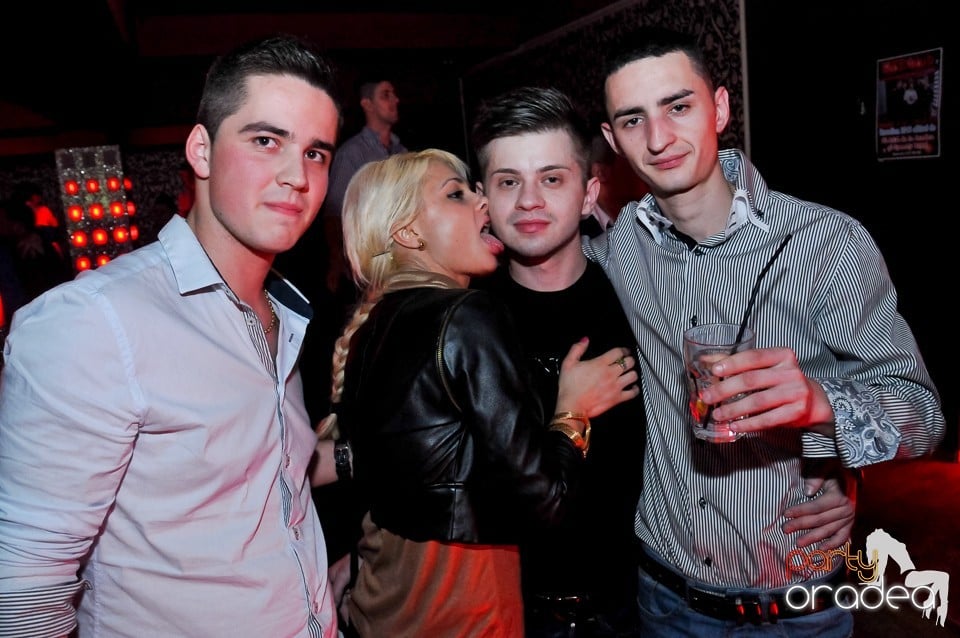 Petrecere de Crăciun în Club Life, 