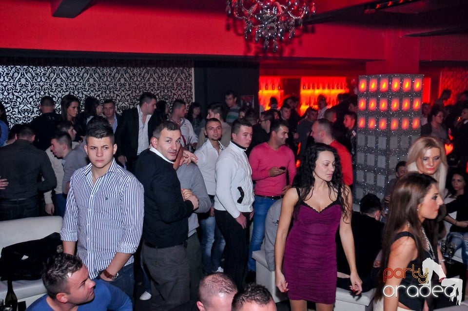 Petrecere de Crăciun în Club Life, 