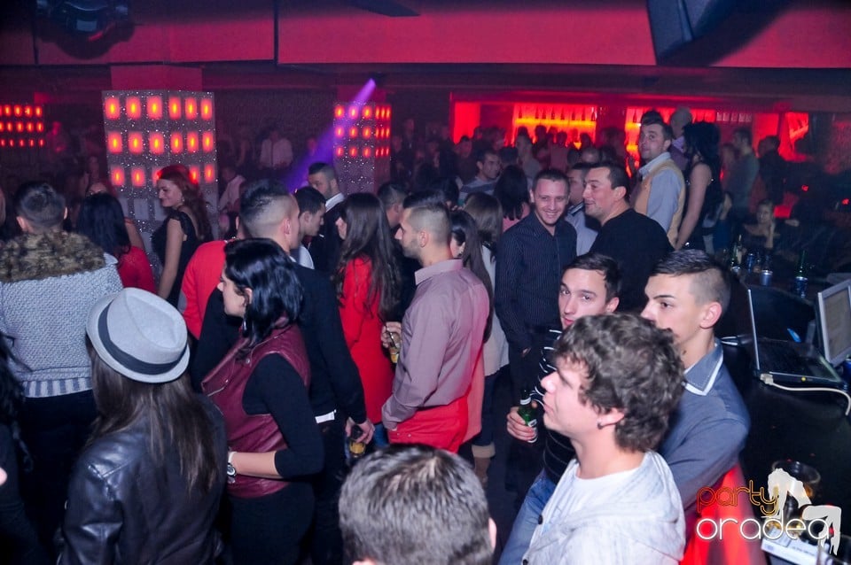 Petrecere de Crăciun în Club Life, 