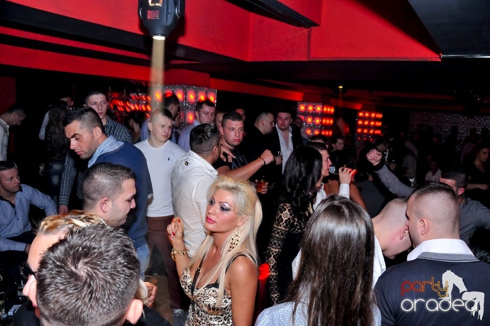 Petrecere de Crăciun în Club Life, 