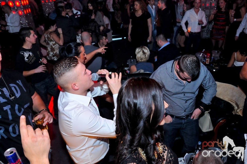 Petrecere de Crăciun în Club Life, 