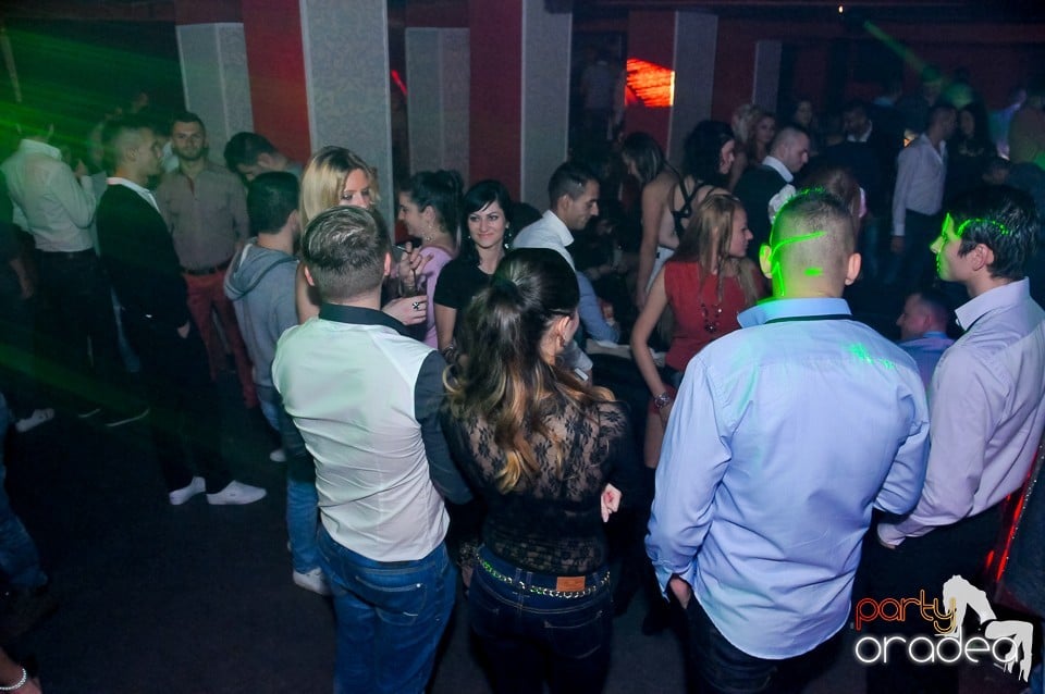 Petrecere de Crăciun în Club Life, 