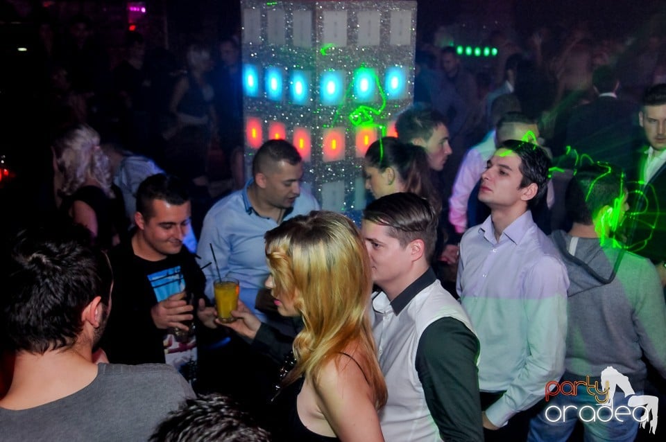 Petrecere de Crăciun în Club Life, 