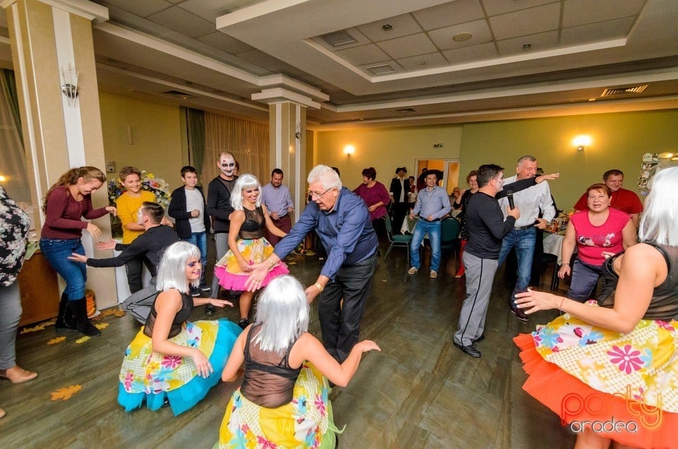 Petrecere de Halloween în Hotel Nufărul, Hotel Nufărul