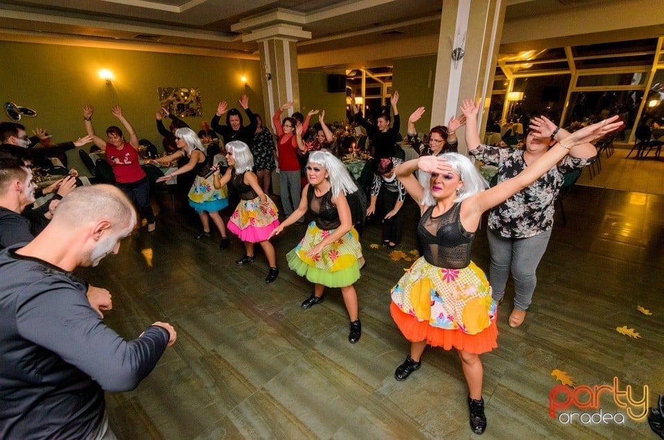 Petrecere de Halloween în Hotel Nufărul, Hotel Nufărul