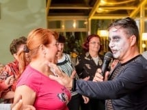 Petrecere de Halloween în Hotel Nufărul