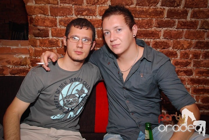 Petrecere de mijloc de săptămână, 