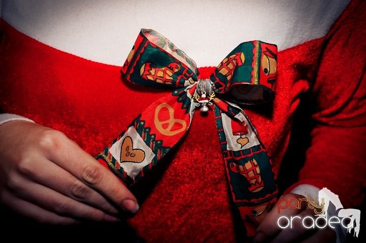 Petrecere de Moş Nicolae, Gekko-Bánya