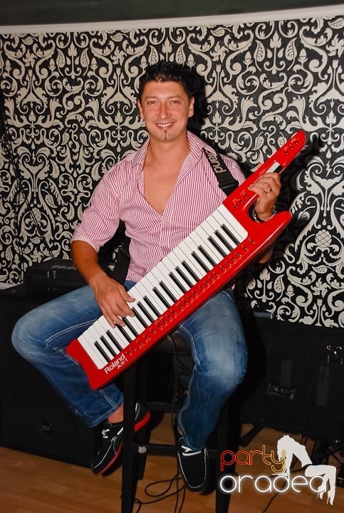 Petrecere de Petrecere în Life Club, 