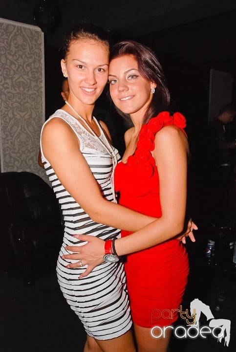 Petrecere de Petrecere în Life Club, 