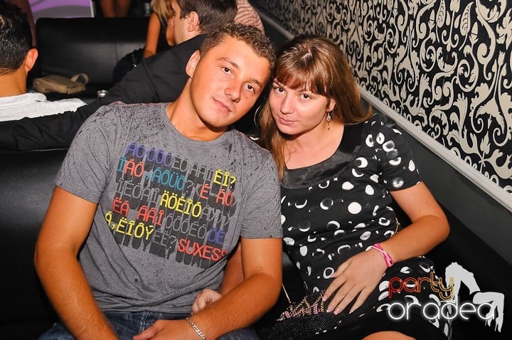 Petrecere de Petrecere în Life Club, 