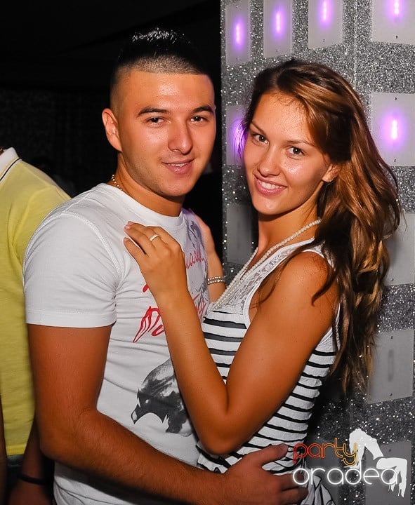 Petrecere de Petrecere în Life Club, 