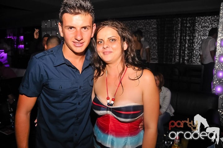 Petrecere de Petrecere în Life Club, 