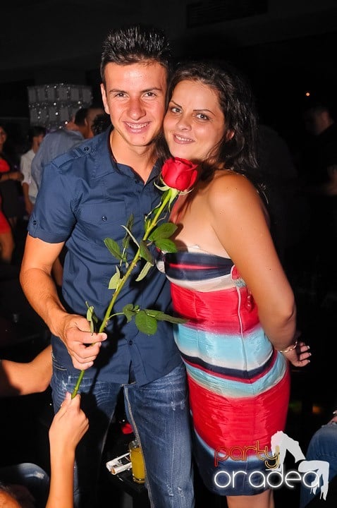 Petrecere de Petrecere în Life Club, 