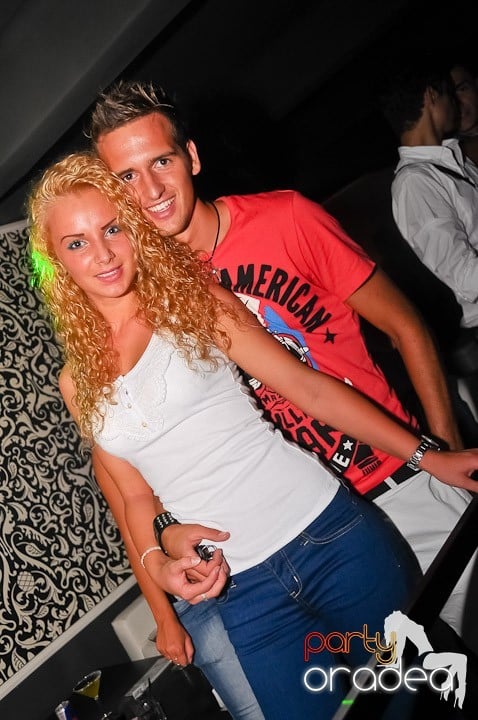 Petrecere de Petrecere în Life Club, 