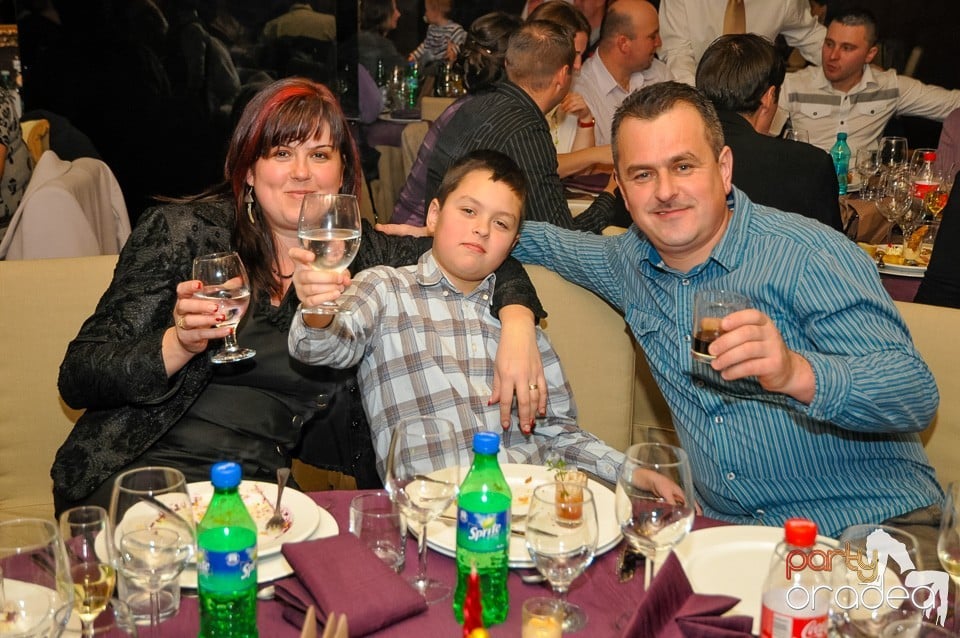 Petrecere de sfârşit de an Grup West Oradea, Opel West Oradea