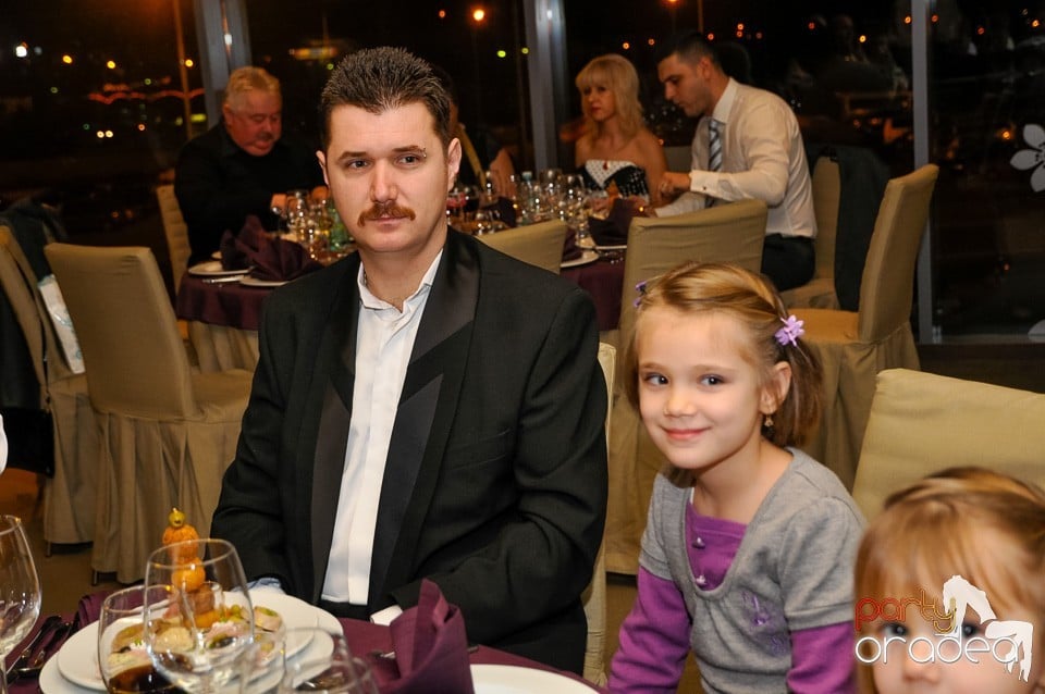 Petrecere de sfârşit de an Grup West Oradea, Opel West Oradea