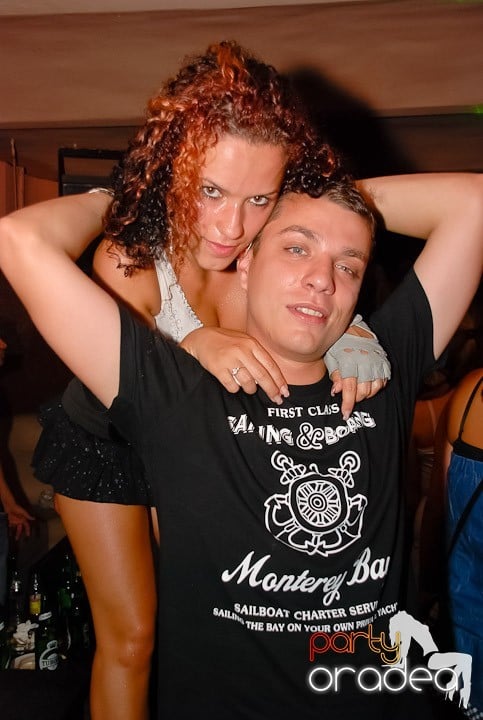 Petrecere de sfârşit de săptămână în Seven, 