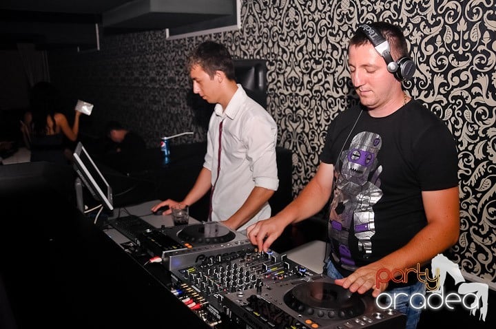 Petrecere de zile mari în Life Club, 